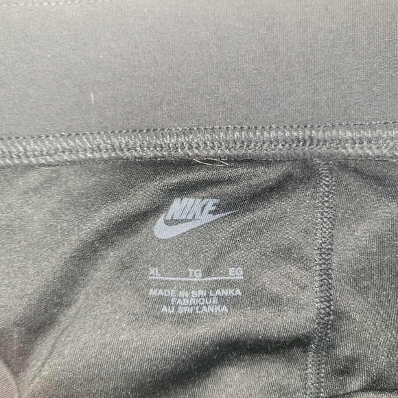 Nike leggings - Picture 3 of 3
